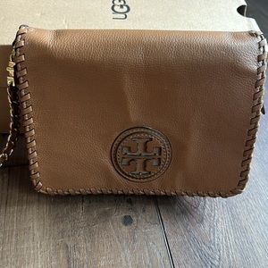 Tory Burch crossbody/used